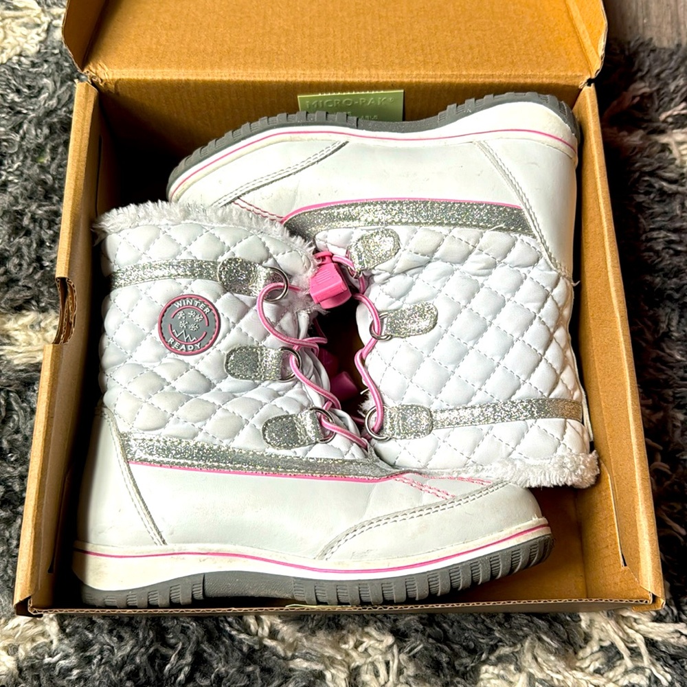 Khombu 12 M White/Pink winter boots.